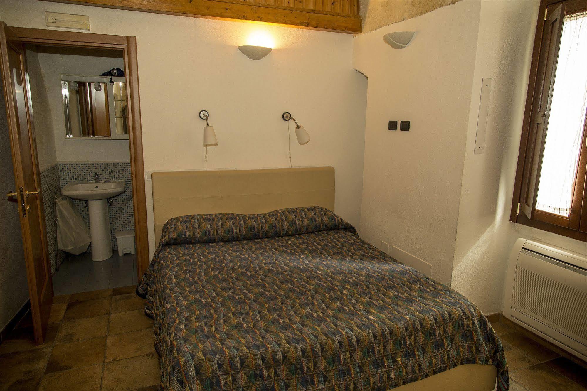 Vecchia Mottola Albergo Diffuso エクステリア 写真